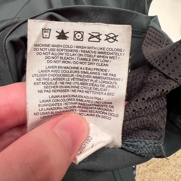 Nike Men’s University of Oregon Dri-Fit T-Shirt - Picture 5 of 6